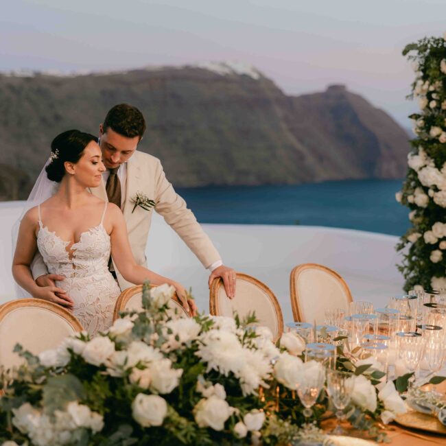 Santorini wedding couple